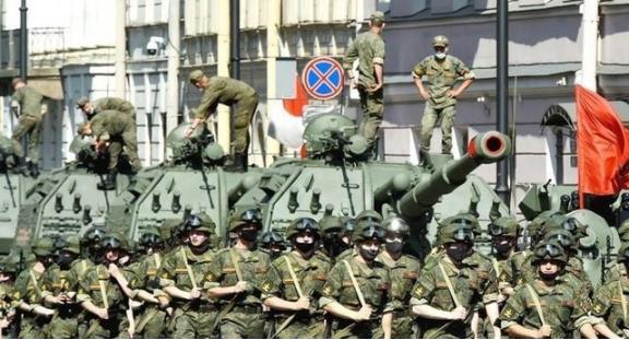 打到现在，俄罗斯终于看明白了，他可以炸乌克兰的城市，可以打掉乌克兰的电网，却炸不