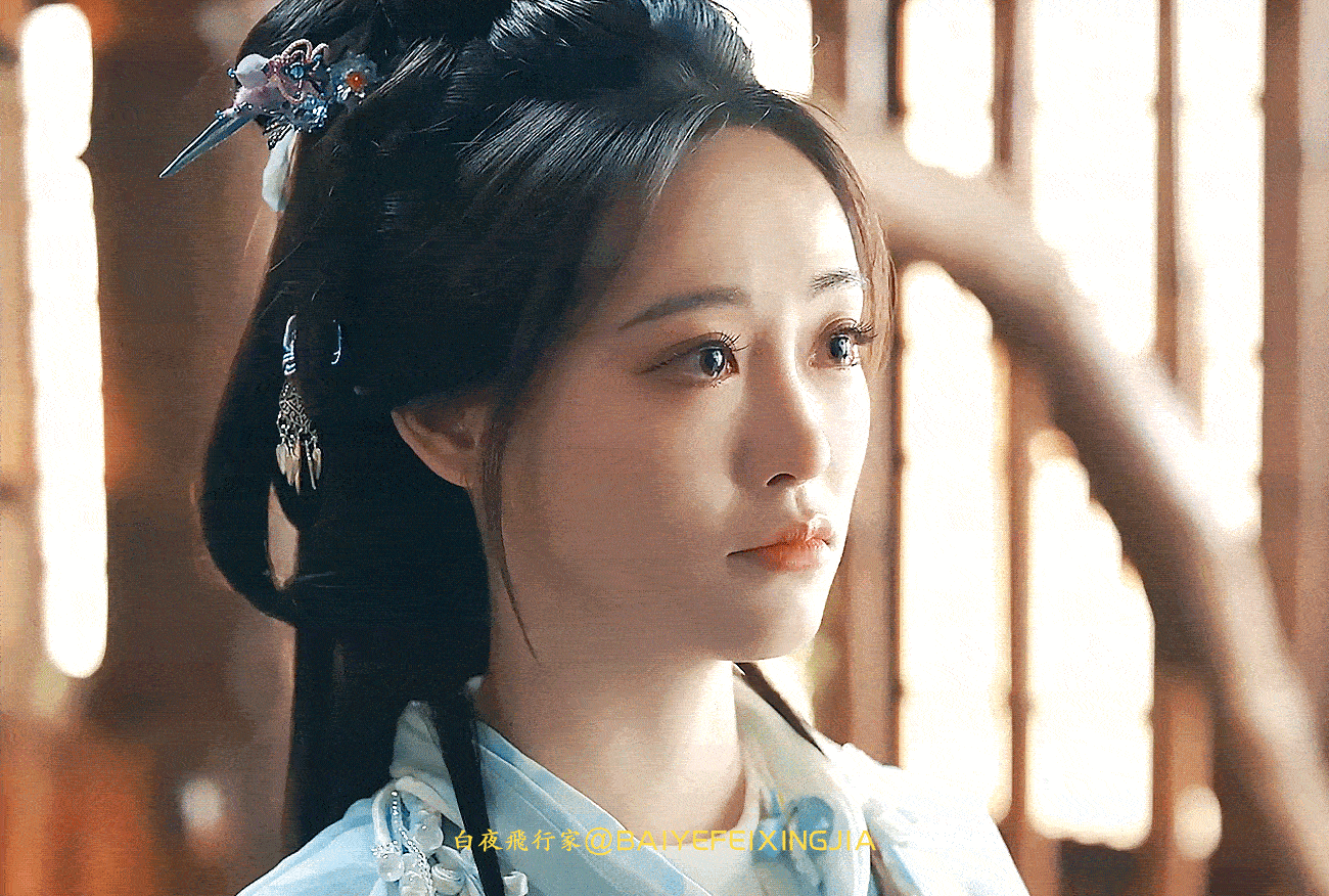 阿姐摸摸头就不哭咯～慕瑶真的正的发邪各方面的 #永夜星河# ​​​