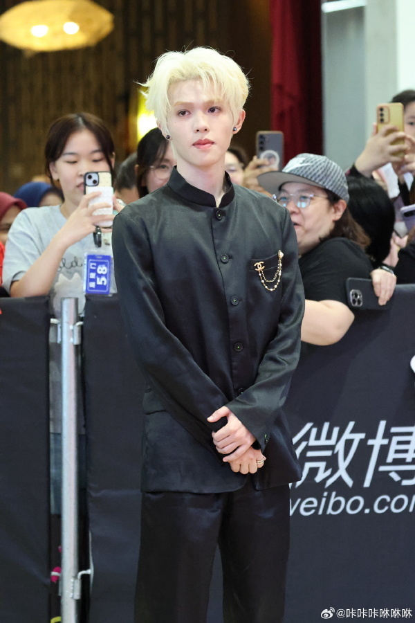 李昊用马来语说我爱你李昊学马来语 李昊学马来语 