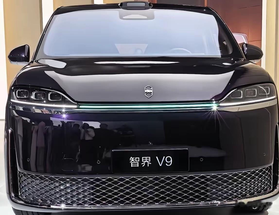 记住新口诀，2026年买车不纠结：
1、要面子又要品质，买智界V9；
2、要耐用