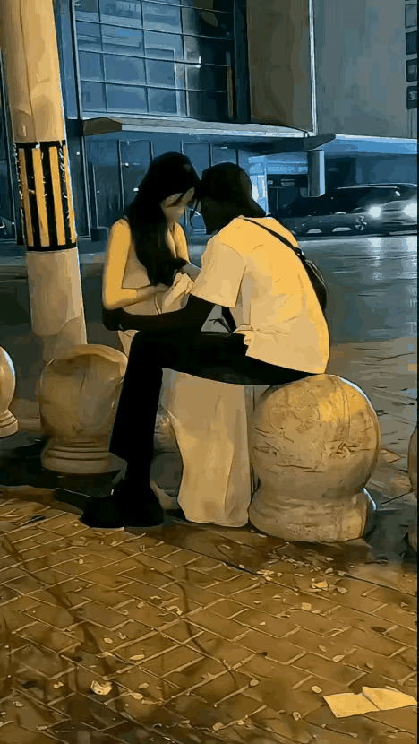 是交易还是爱情？女人是守住我们民族血脉的根本，这怎么守得住？唉！