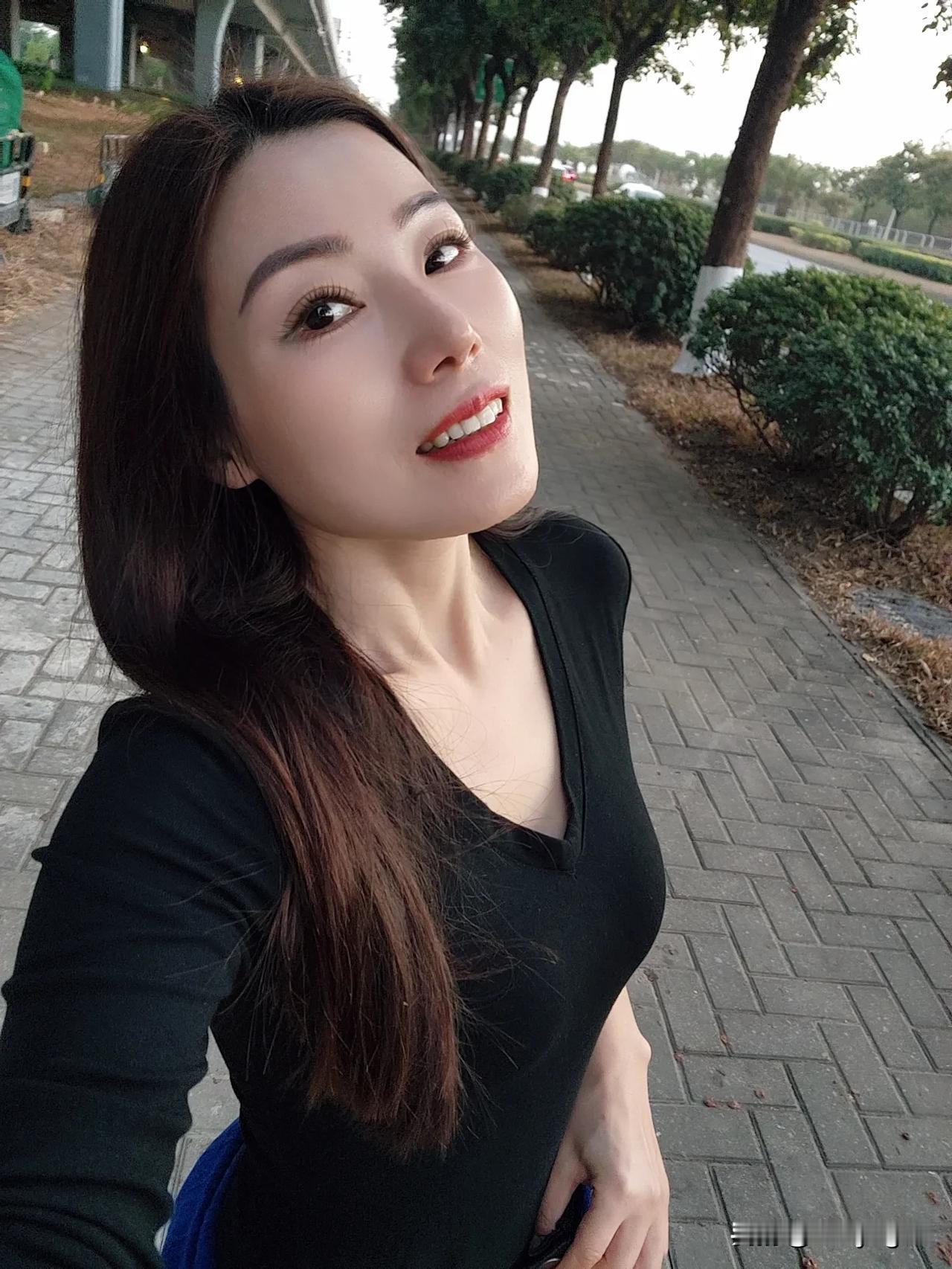 记录的不只是瞬间，更是永恒与热爱。生活属于热爱者