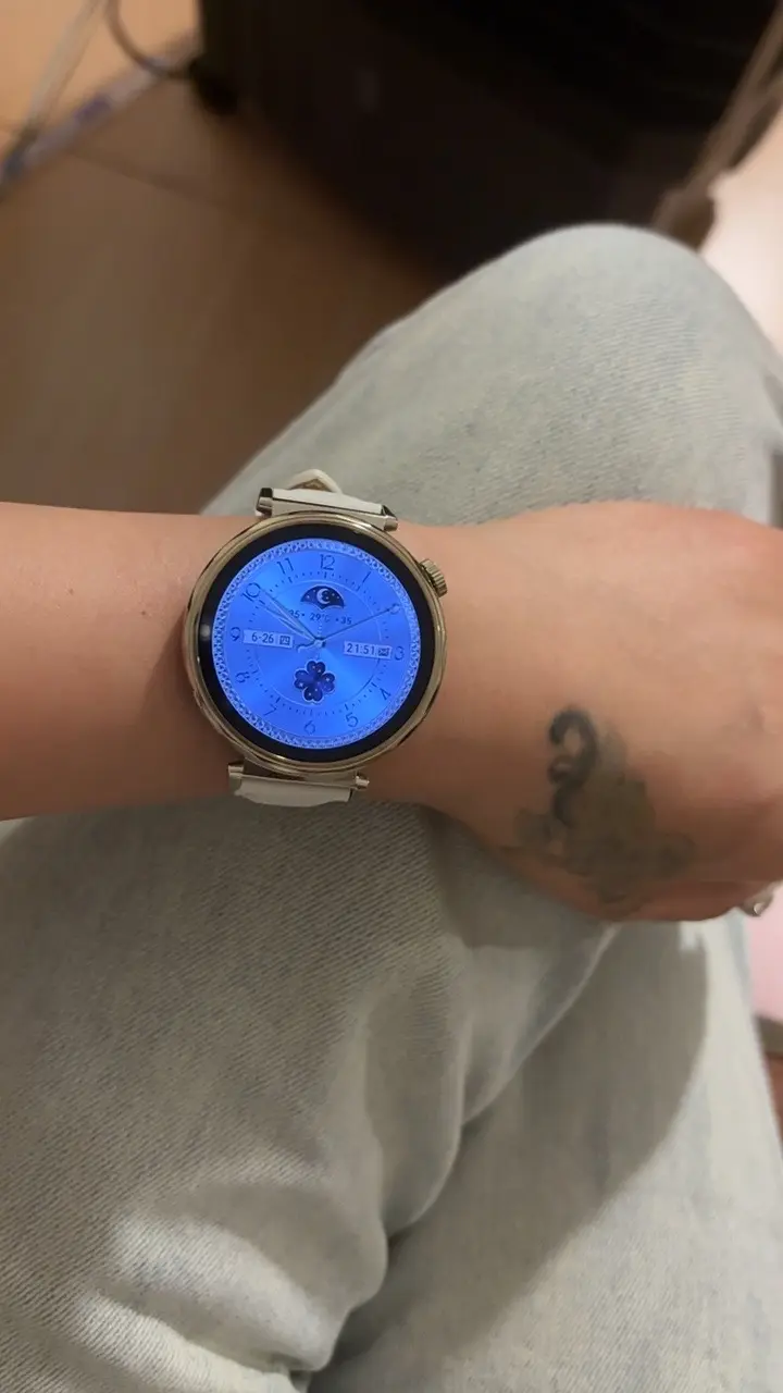 喜提华为G T 5，不买不死心，买了很开心，没有很贵但很喜欢