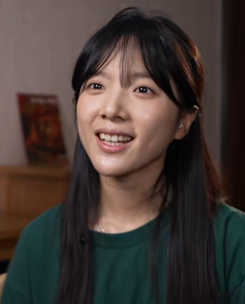 素人凭什么超过大明星，她的天赋真的牛，
她怎么跨年龄演好年长南枝的？
原因其一，