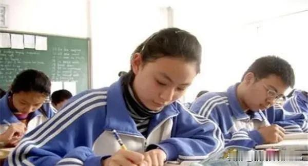 一线教师||提高学生学习成绩9个抓手，3个落实
 
提升成绩的9个核心抓手
 