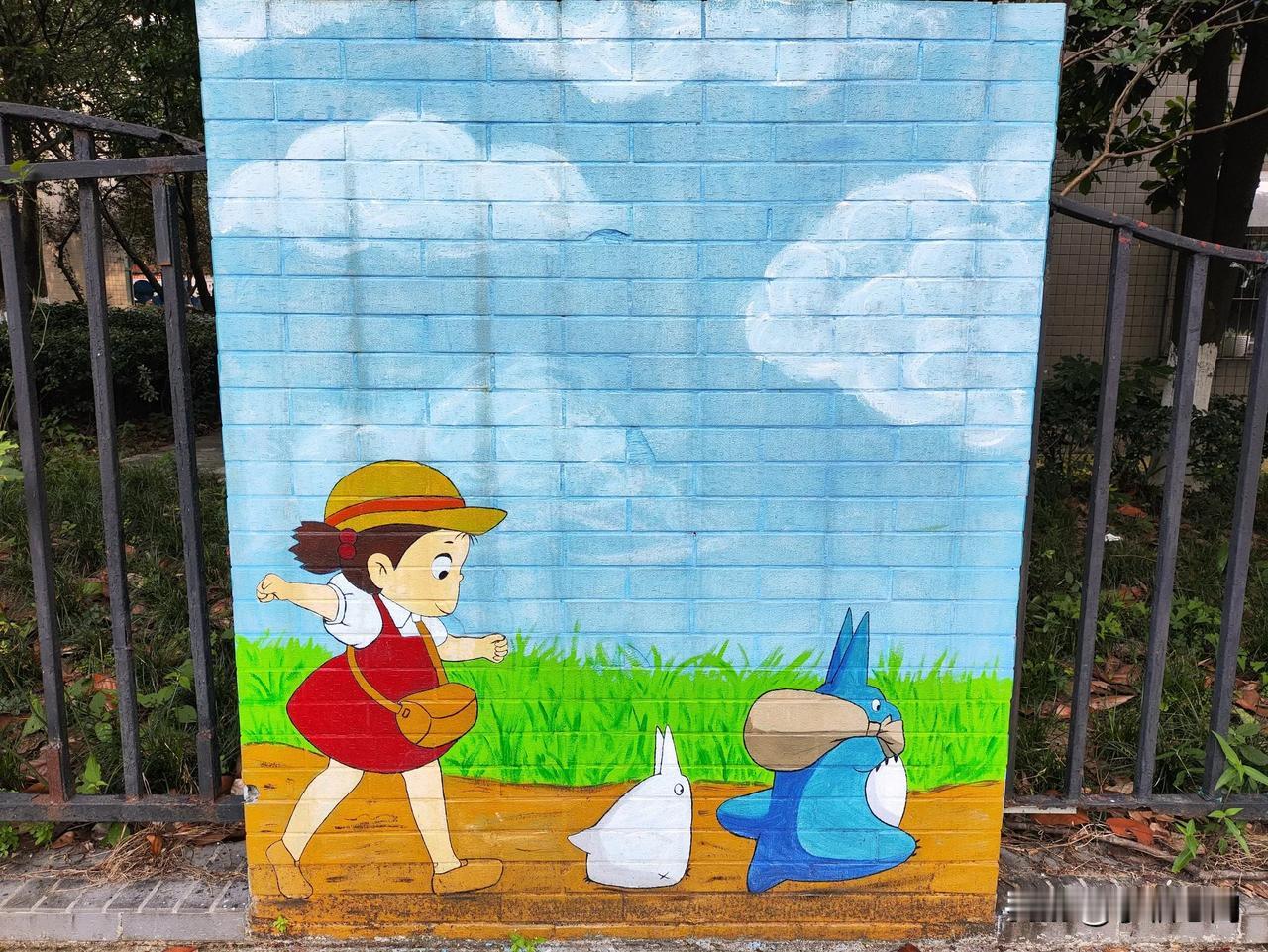 《情商》囫囵吞枣翻完了。
也许是对它有偏见，“没情商”、“情商低”的评价总觉得是