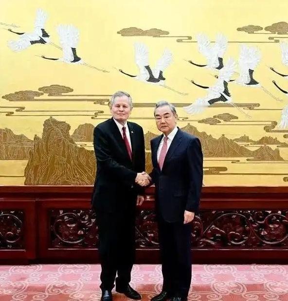 很多人以为波音在中国的困境只是销量问题，但事实远非如此。中国少买几十架甚至上百架