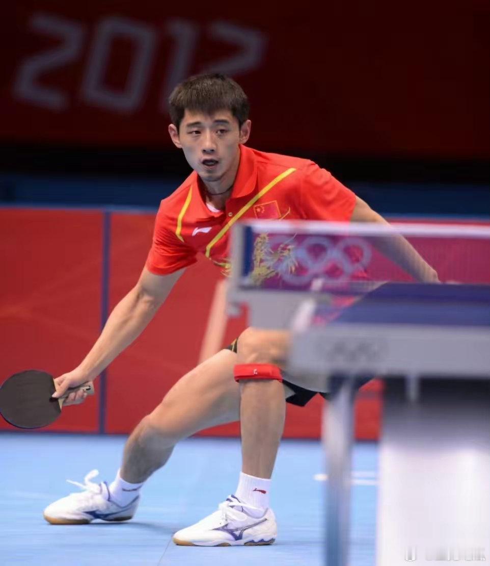 张继科说得挺实在，没资源就靠拼，竞技体育成绩说话。不指望谁帮，自己闯出一片天，实