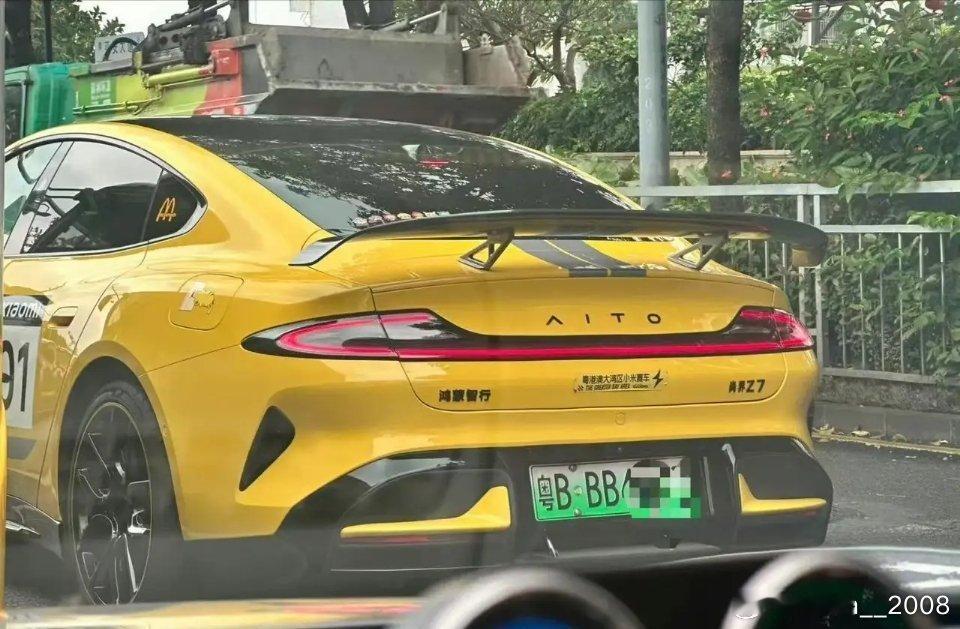 这尚界Z7的外观怎么和小米这么像？ 