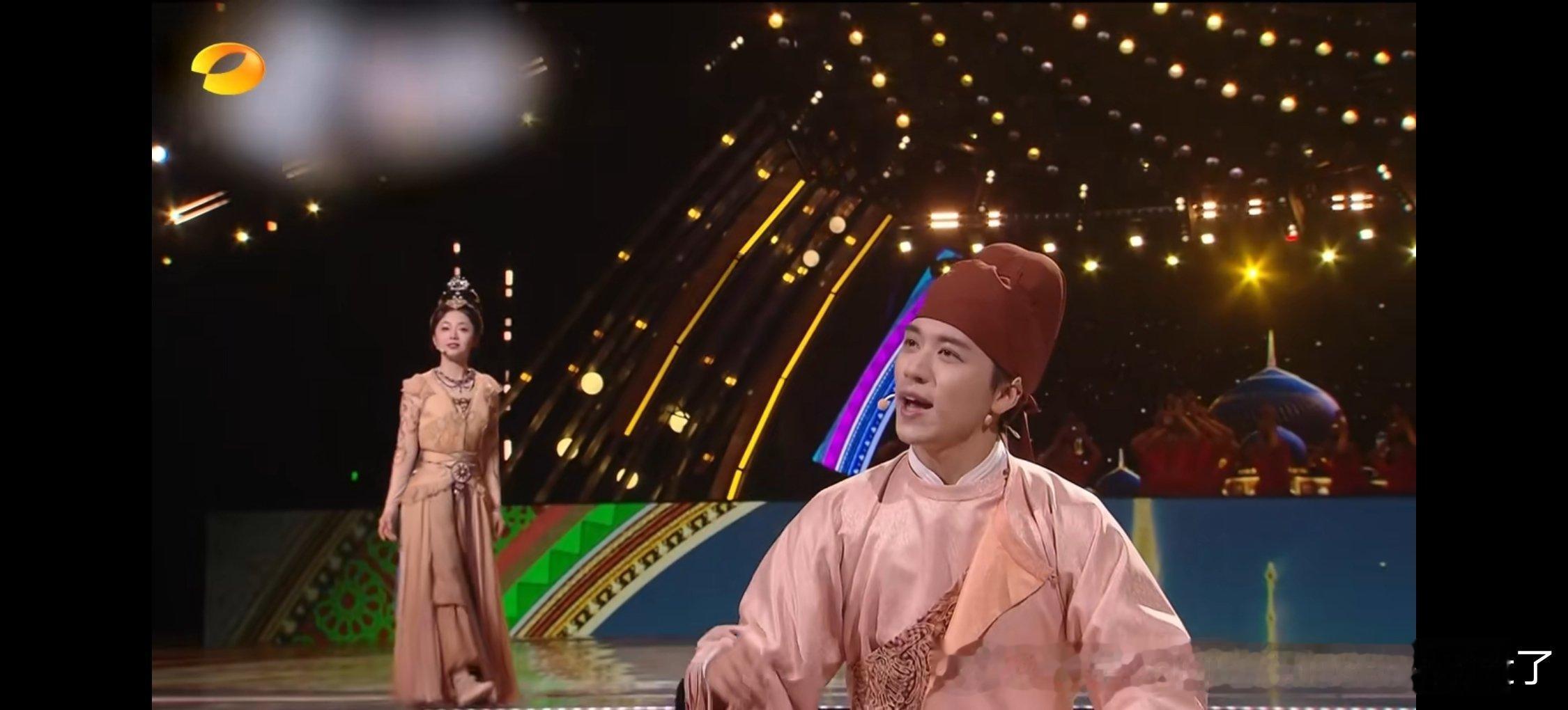 谭松韵演的小胡姬 这身材可太不适合异域造型了，还来个热搜