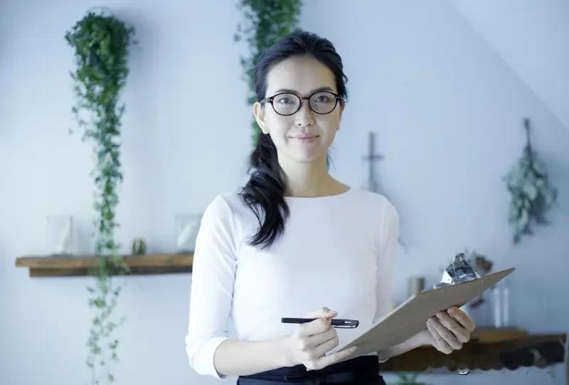 人成功一点后，容易神化自己，这样，人会失去敬畏心。
没有敬畏心，战略判断就容易变