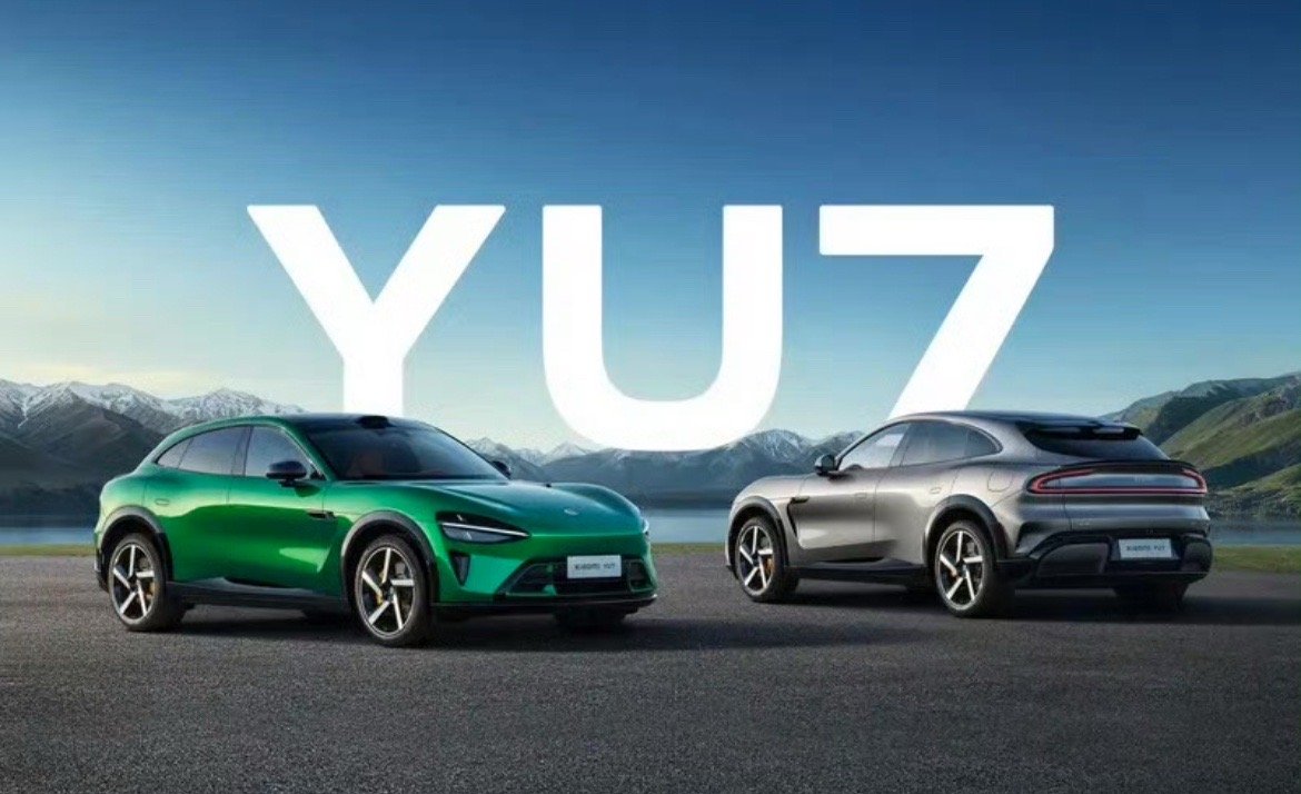 【雷军否认YU7标准版比SU7标准版贵2-3万元 将于明日公布价格】6月25日，