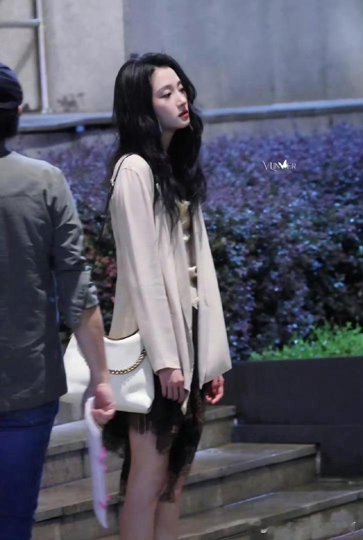 关晓彤新剧演技直接戳中晋江文女主爽点，戏感拉满 ​​​