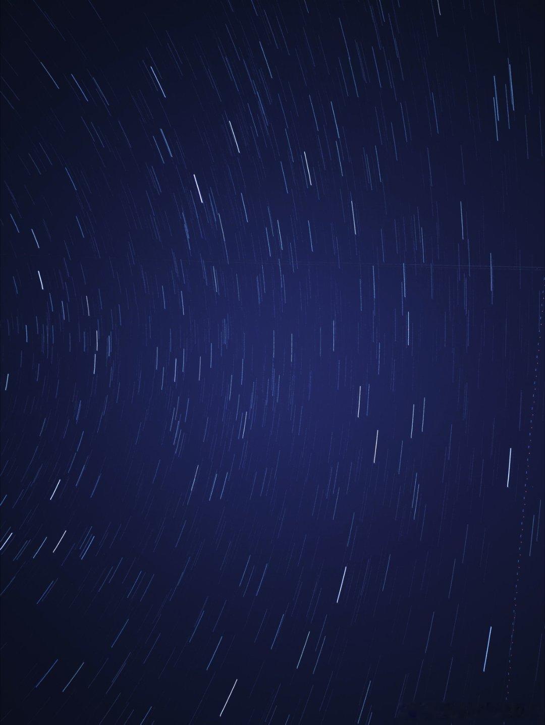 7.9级光害区星轨。15分钟 ​​​