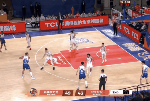 门内加前几天世预赛代表新西兰15分钟狂砍27分，两分13中12效率炸裂……刚来那