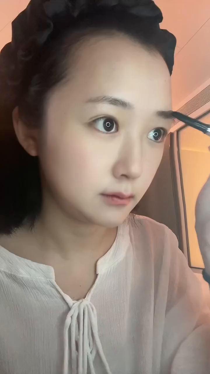 全新1克500。
落地以后竟然还要开两个小时的车才能到亲爱的保定。
坦克，我到了