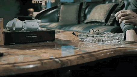 今天我收到一条私信，一句把我干沉默了。他说NBA博主圈你微博顶流不如人抖音小主播