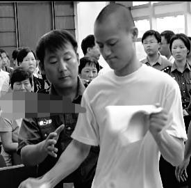 2004年，浙大高材生周一超，就因为体检单上“小三阳”三个字，到手的公务员铁饭碗