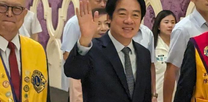 日前，一份最新调查结果揭示了当前政界的鲜明反差：部分区域的执政者满意度远胜党派数
