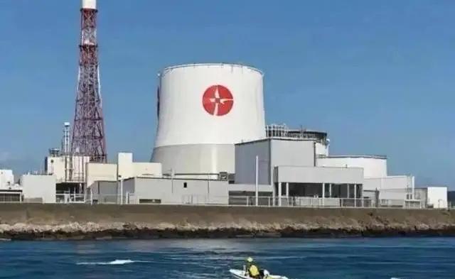 有个事儿，说出来你可能觉得夸张，但数据和权威来源都摆在那儿——日本这几十年扮的"