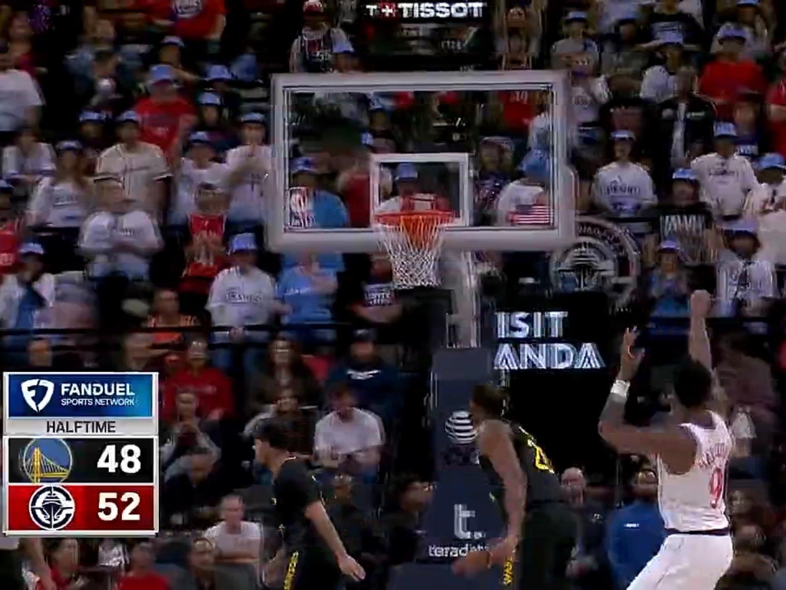 半场落后4分，我说实话没有特别想赢这场比赛，我想输，想给下一场赞人品