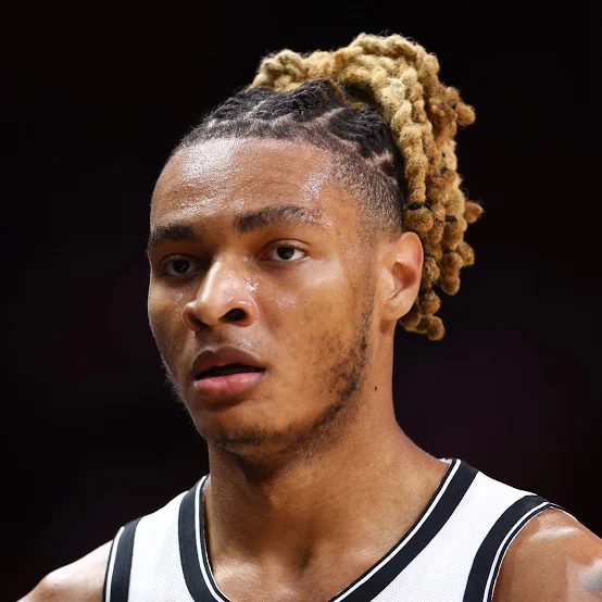 Smith：今日仅有两项NBA合同截止日