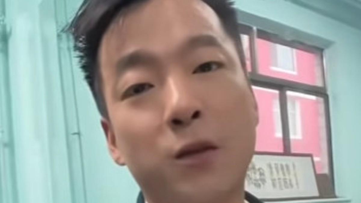 女学生受助五年后停捐威胁捐款人“曝光你”，法律定性：够不上敲诈，但属于胁迫！
