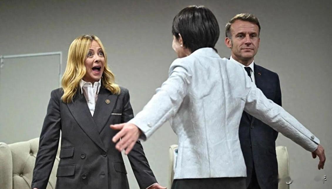 G7内斗升级，日本阻华引尴尬,法国马克龙力邀中国参会

2025年，G7内斗戏码