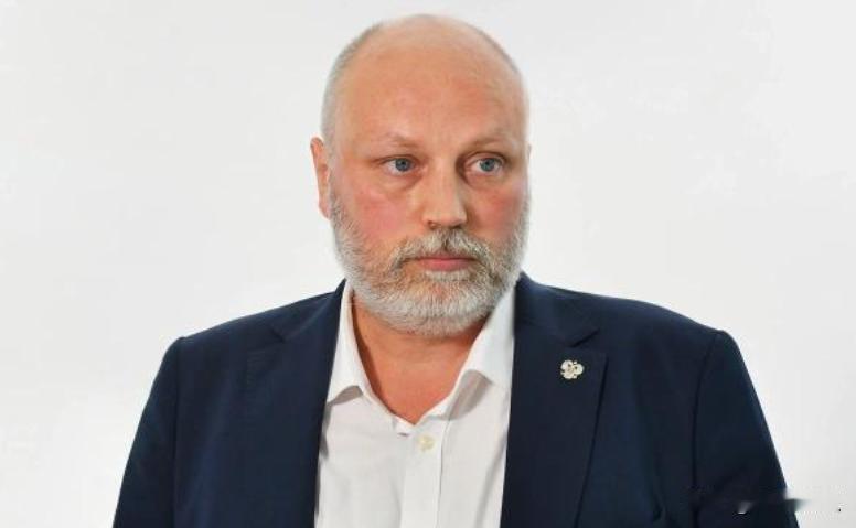 只剩10%。接受采访时候，俄罗斯新地区主席罗戈夫称，目前库拉霍沃仅剩10%没有控