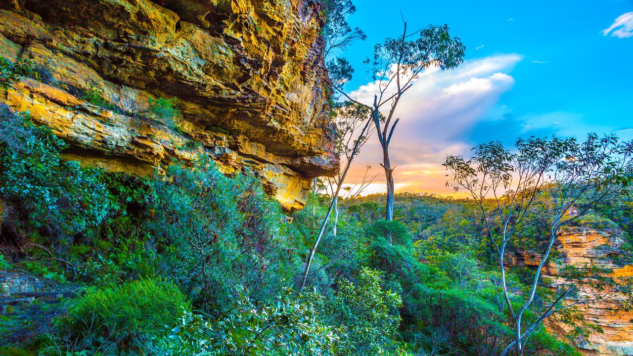 潮汕人为什么宁可睡地板，也要当老板？答案很现实。
你会发现一个很有意思的现象：
