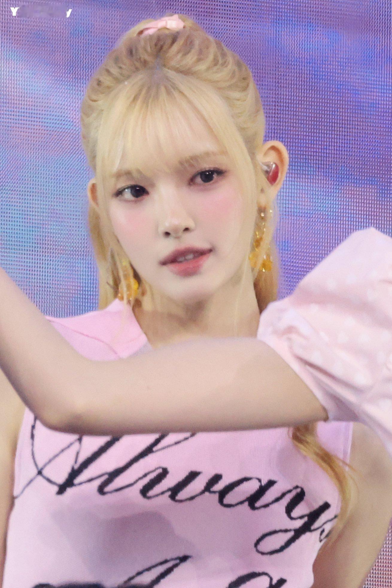 今天这个高马尾真的好漂亮呀🥰.