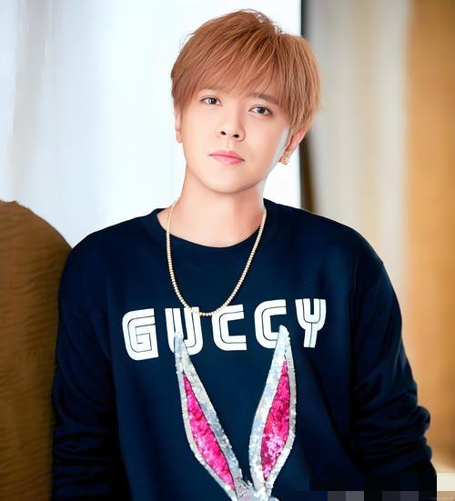 近日，罗志祥自曝已立好遗嘱的消息引爆全网，话题火速发酵。他坦言人生无常，提前规划