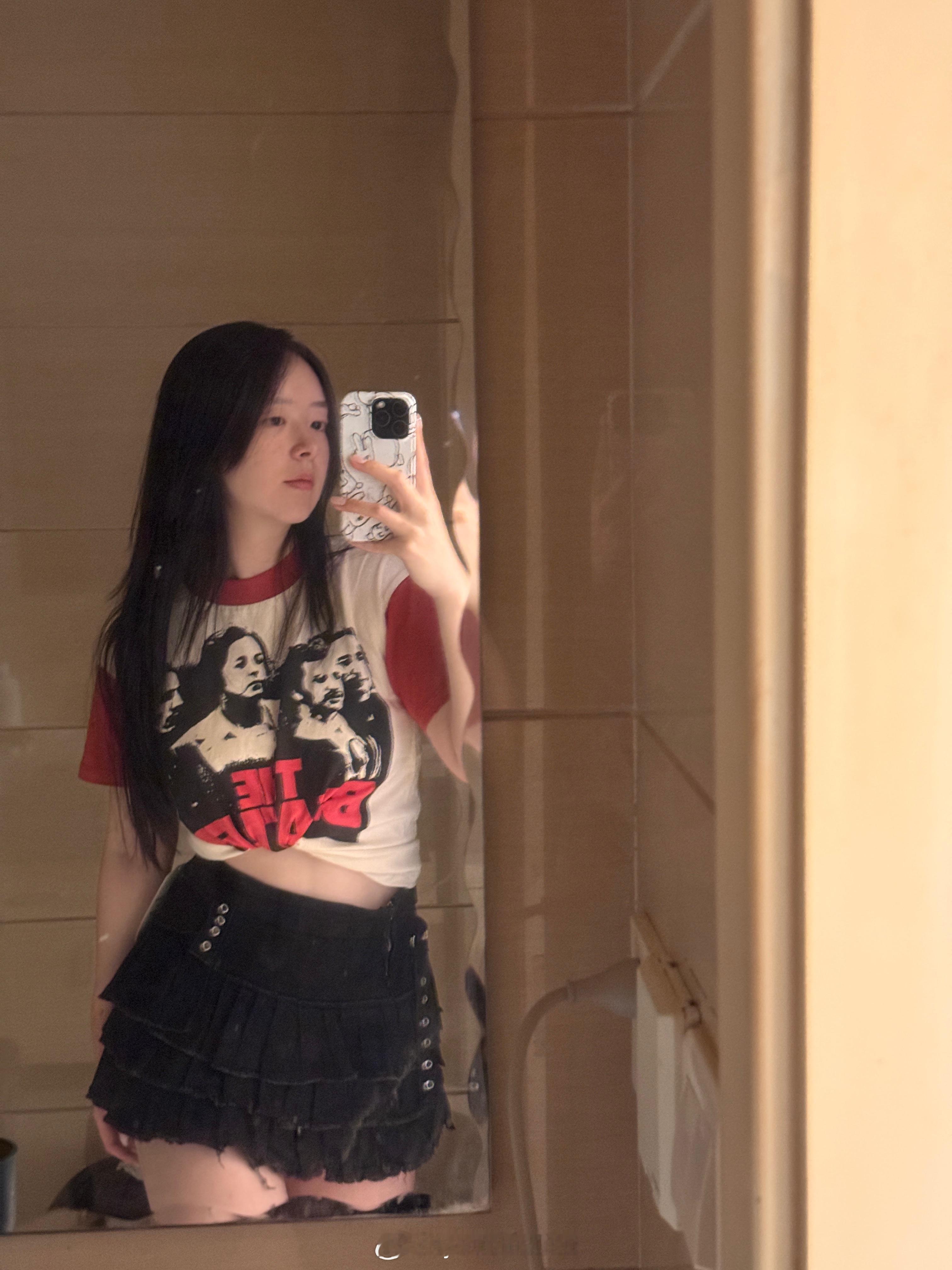 洗完澡试新衣服 ​​​