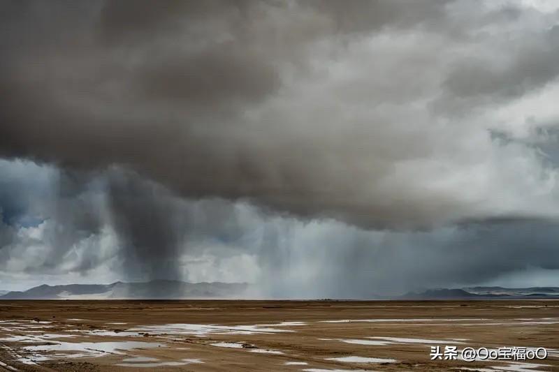 核战对世界将带来什么影响？地球生态严重衰退，物质极度疲劳、人类的生产力污染、已经