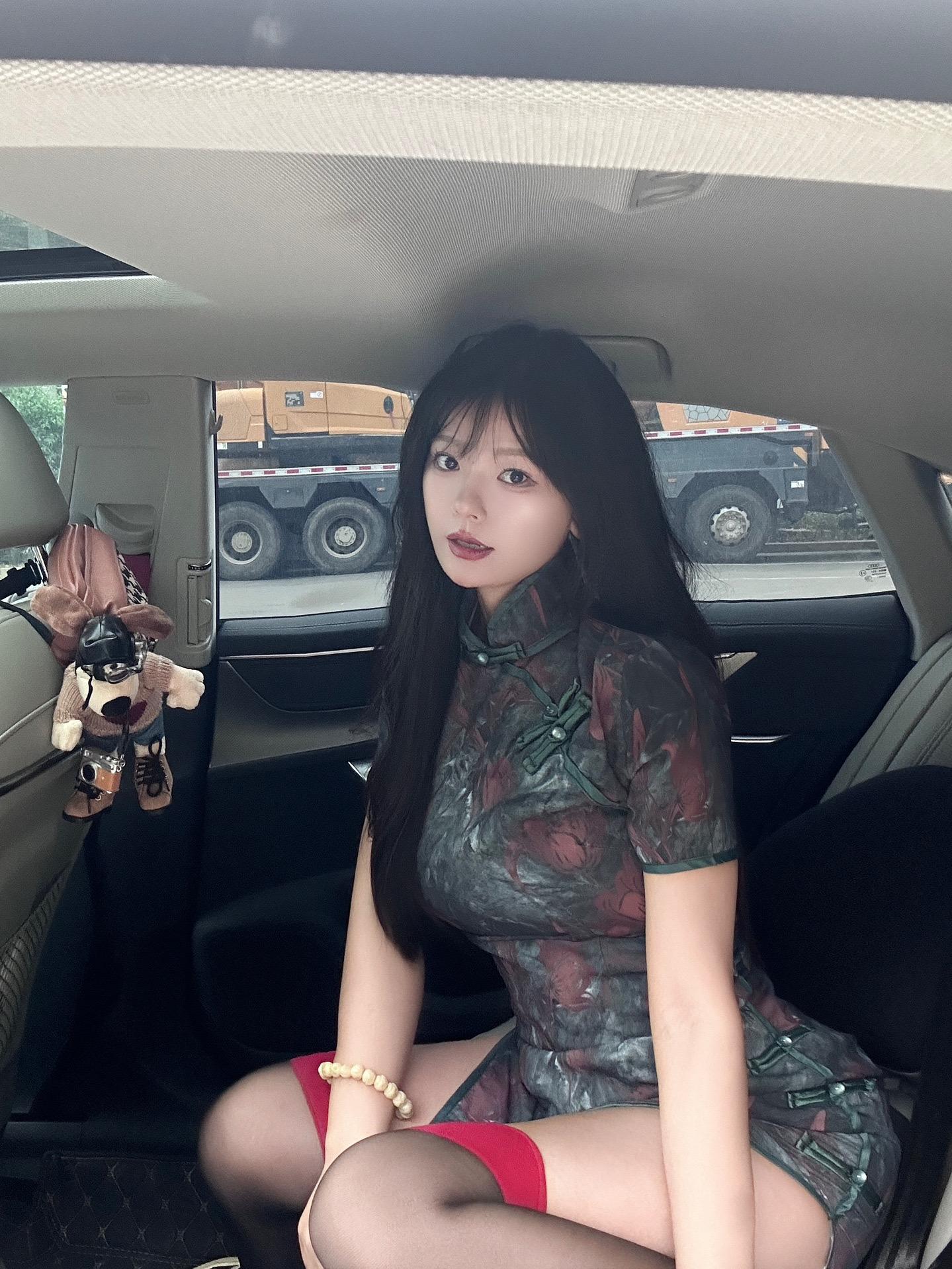 不好意思 我要的是Iv 不是love啦