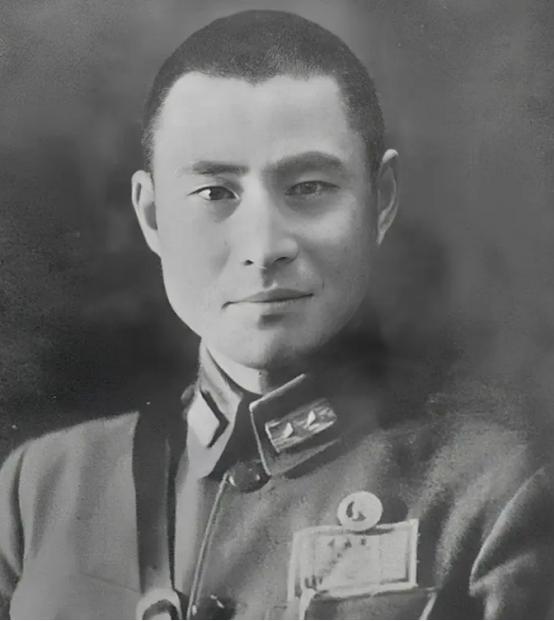 功德林改造最难的两个人，一个黄维，一个文强，两个人却都不愿意去台湾！
 
 
1