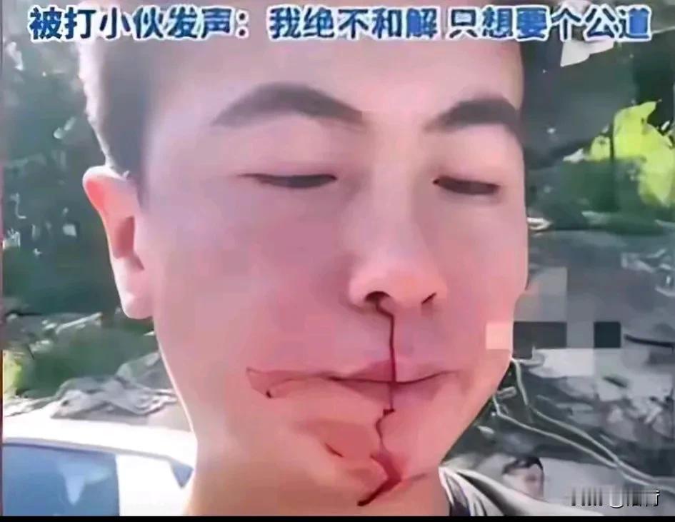 我看过一部小说，里面有这样一句话：世间的万物就是这样，小坏小怪遭人厌恨，大坏大怪