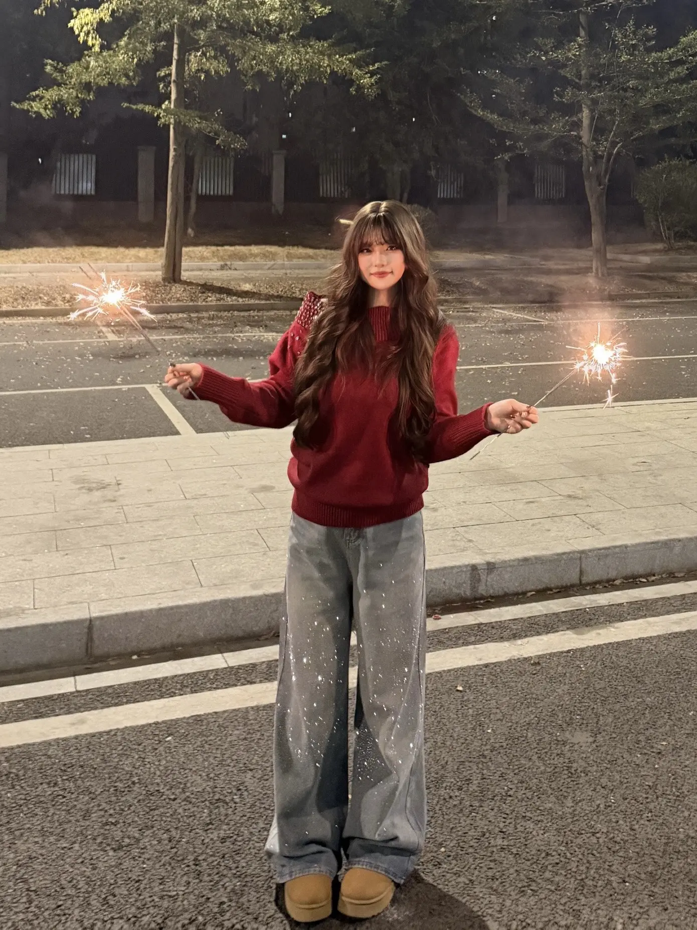 过年见长辈首选！软面料烫钻裤，微胖穿也温柔得体~