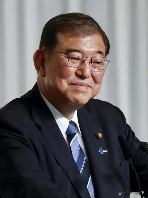 石破茂揭露治维新真相：
清朝掠来的白银是关键，

难道勤奋不是唯一动力？
日本前