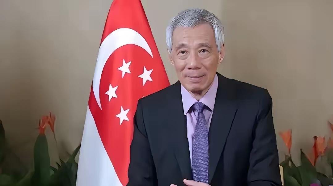 李显龙坦率地提醒新加坡人：“真正的新加坡人需认清一个事实，新加坡并非华人国家，只