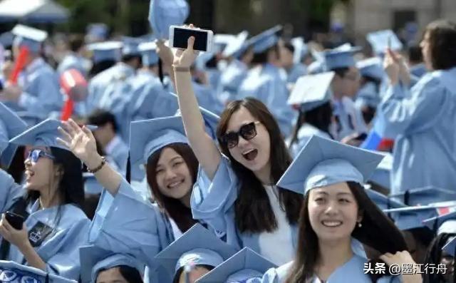 80%留学生都回国：中美悄悄达成一致，中国不想要，美国不想留。大部分大学毕业后去