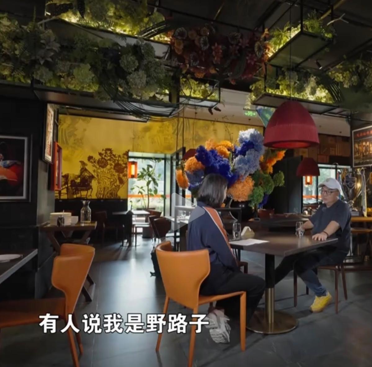 说实话，我第一眼瞅见董路老师这句“谁赢谁是正路子，我恰恰是野路子”，我就觉得，太
