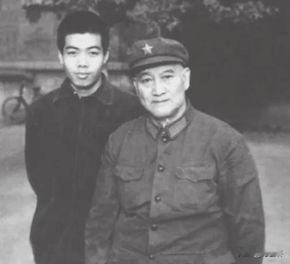 1950年，李治带枪到中南海求见毛主席，向毛主席要3000万，毛主席听完后，当即