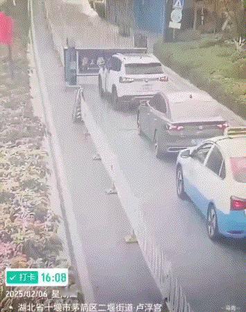 车抛弃了司机