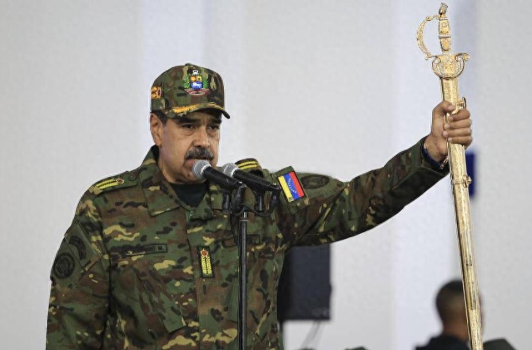 /马杜罗终于不跪了

为了推翻亲华反美的委内瑞拉政府、控制世界最大石油国，特朗普