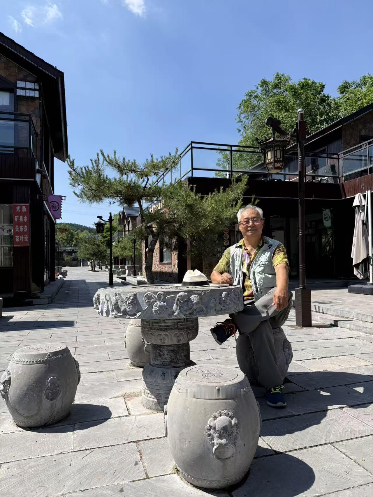人每天奔波劳碌,究竟是为了什么?
为了活着，为了更好地活着。
一句话概括：为了对