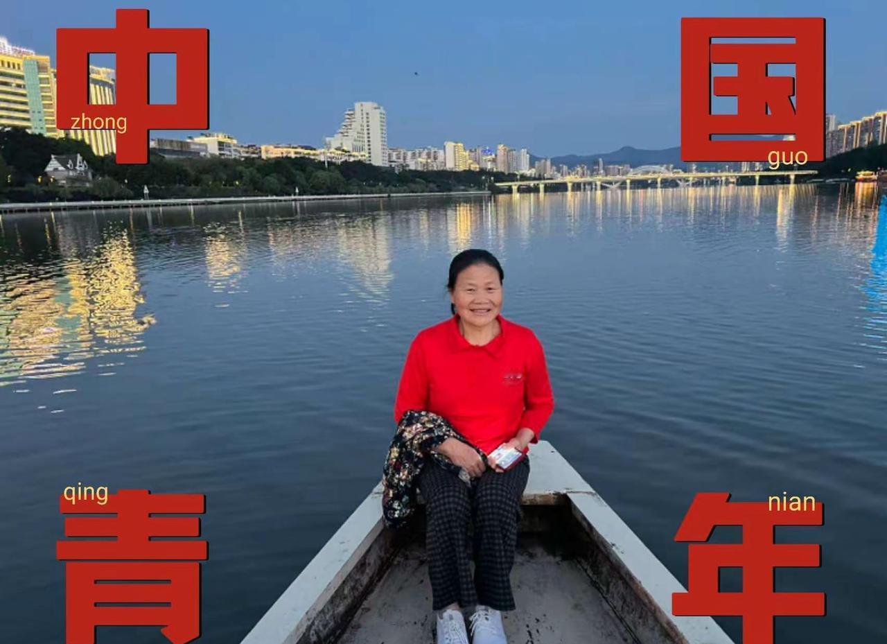 玩法达人中心湖边散步穿搭 公园湖边美景