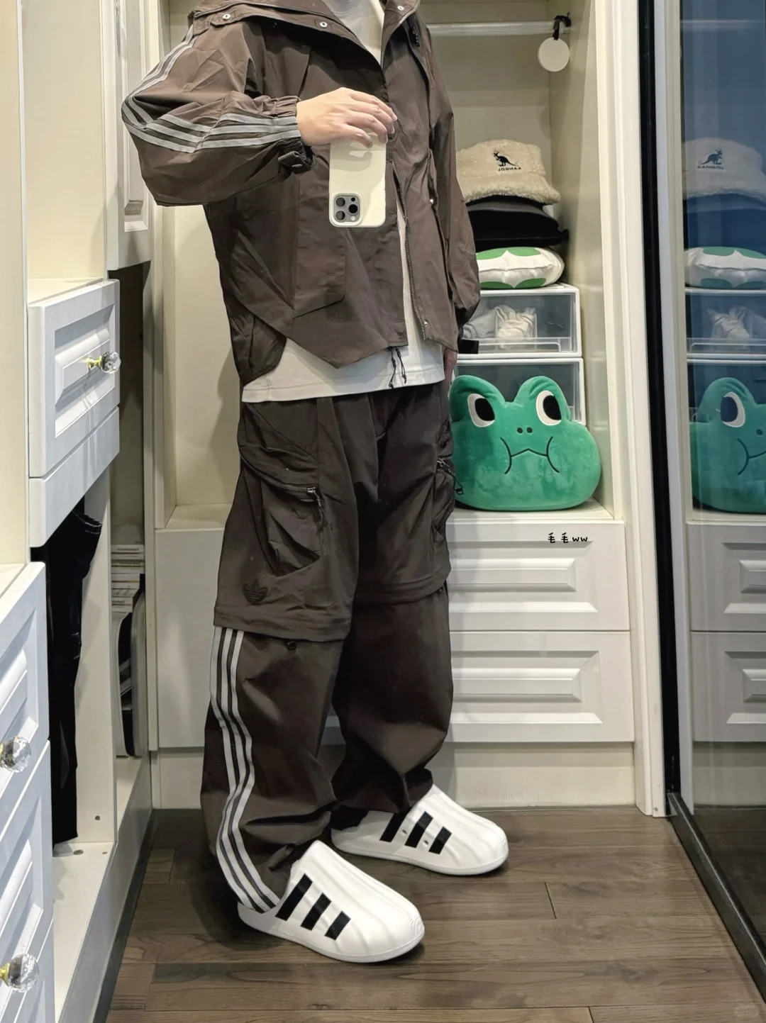 美拉德色系｜冲锋衣穿搭