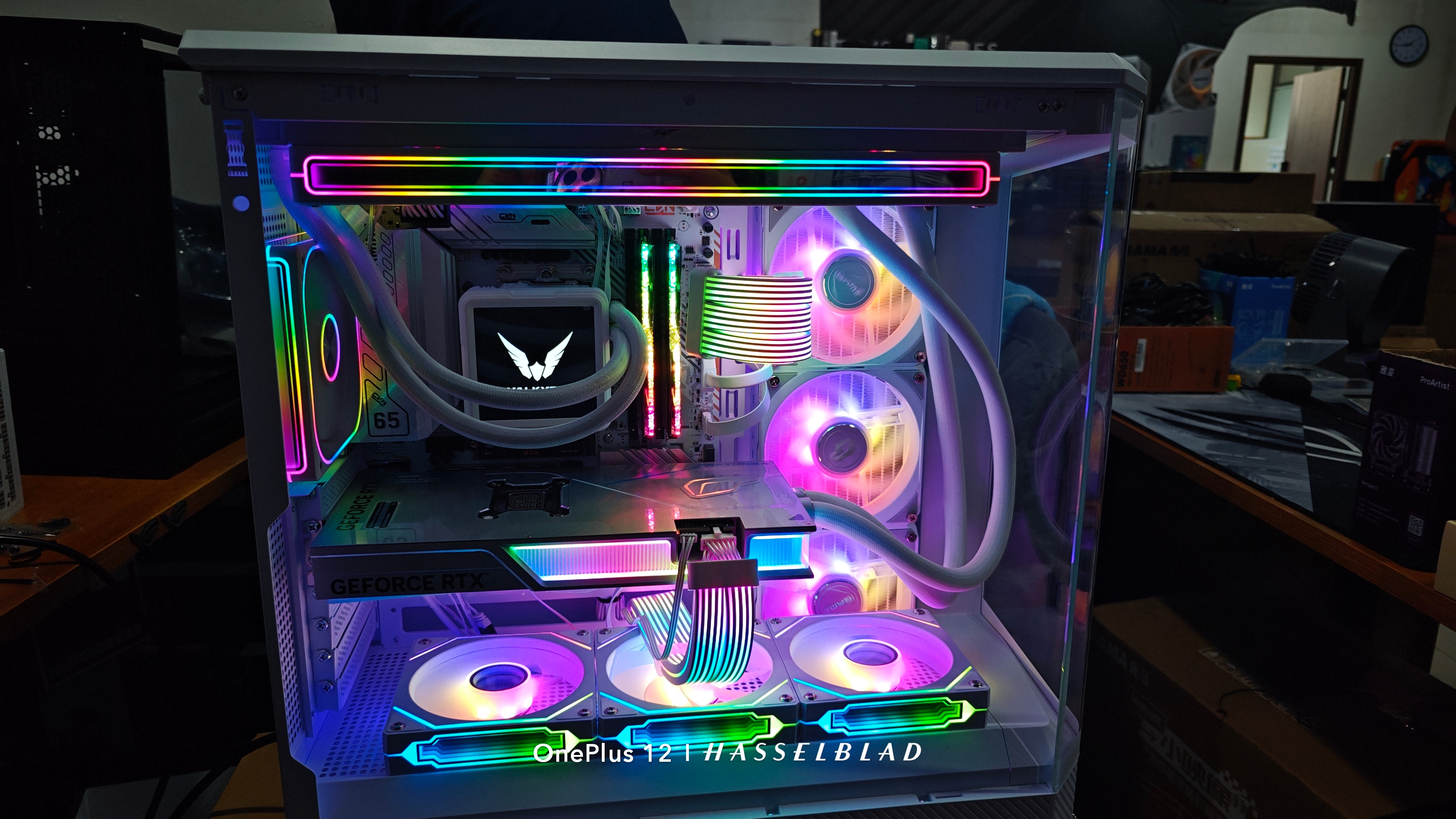 我的新机器装好了！9900X3D盒装七彩虹 CVN B650M GAMING F