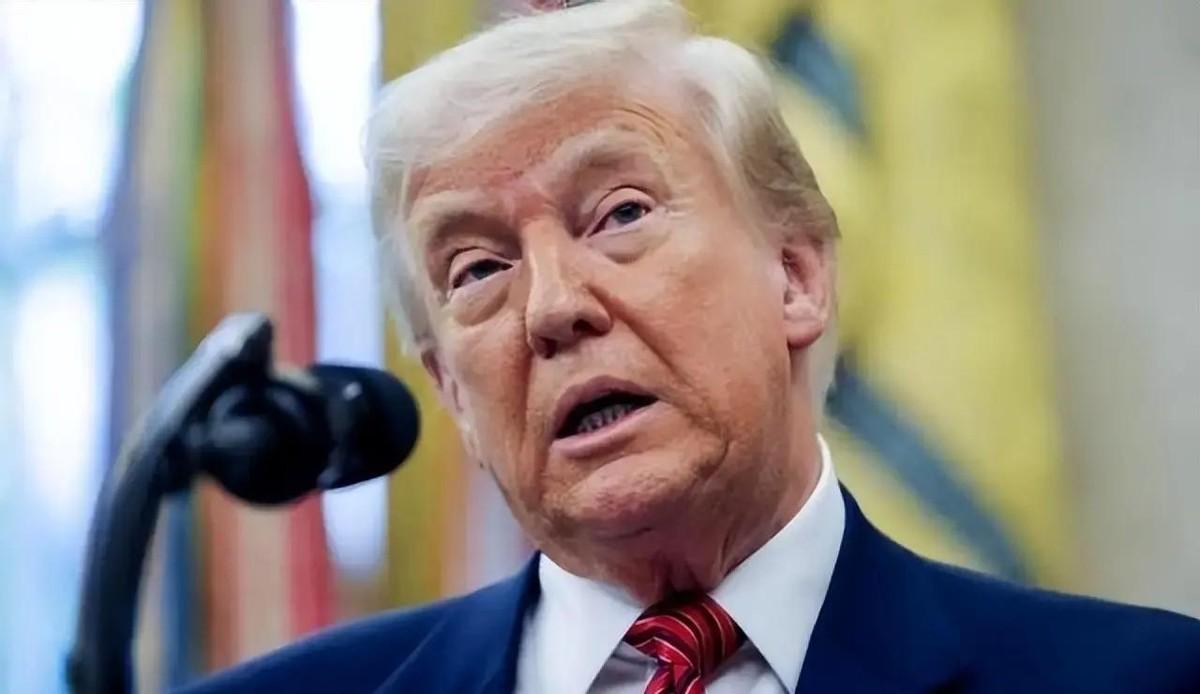 不许大陆2027年收台？特朗普突然宣布：2年后要对中国半导体加税
美方这次的“关